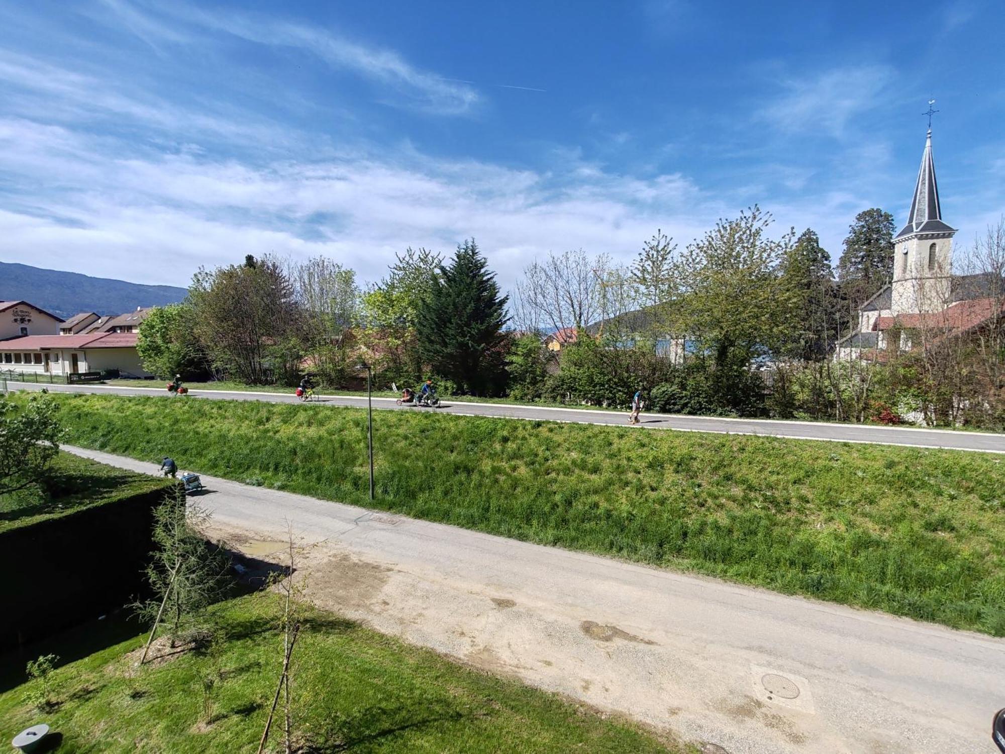 Apartment La Colombe - Bord De Piste Cyclable & Duingt
